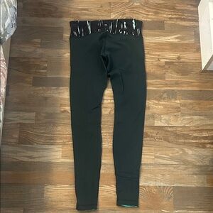 Lululemon green and Teal Leggings